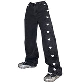 Schwarze Jeans mit Herzen